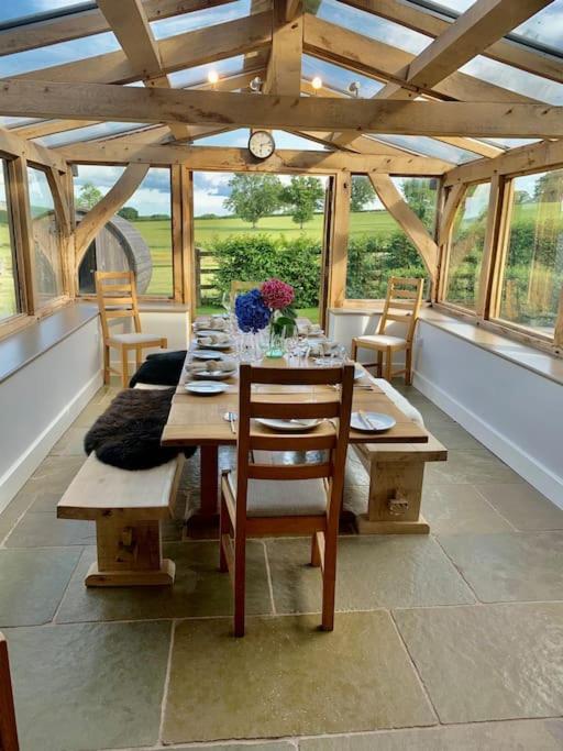 Coed Farm-Hot Tub-Sleeps 12-Near Brecon Villa Exterior photo